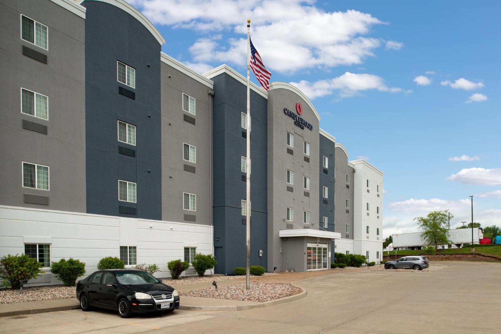 Candlewood Suites Kansas City Northeast By Ihg Екстер'єр фото